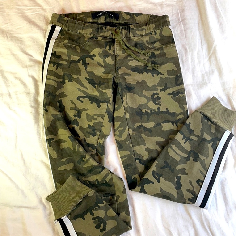 Low-rise army joggers